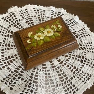 VTG trinket box🌿